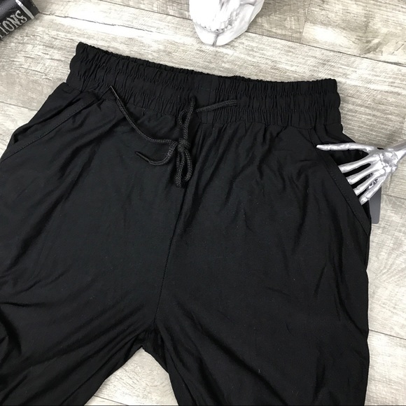 Ultra butter soft black joggers w pockets - Picture 3 of 6